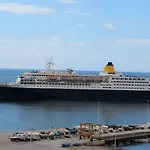 Marina By Madeira * 푼샬