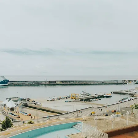 Marina By Madeira 公寓 *