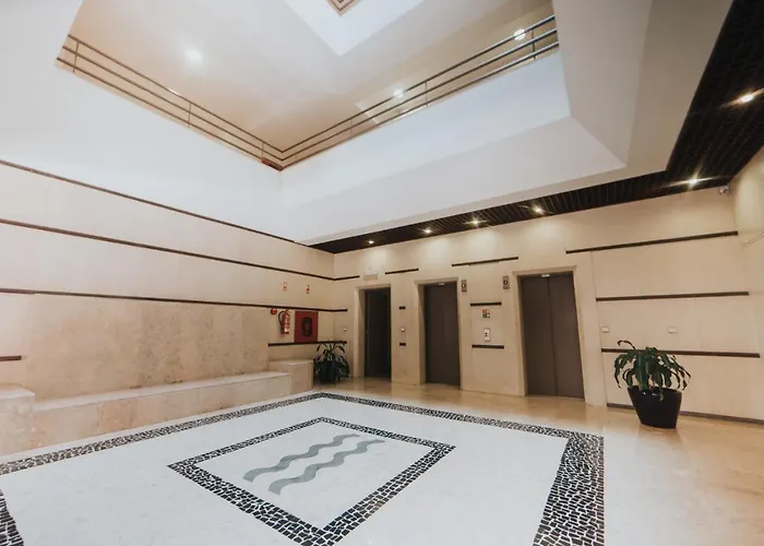 Marina By Madeira Daire *